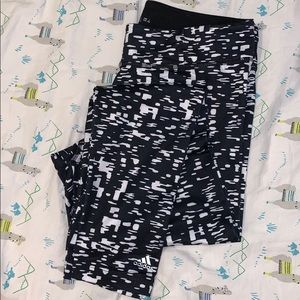 Adidas leggings size medium